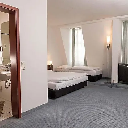 Sweet Dream & - Self Check-in Hostel Guestrow